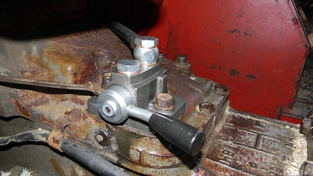 IMT-480-----hidravlicni-ventil_56a62374d9378.jpg