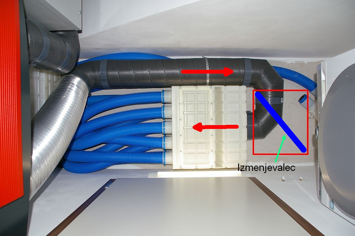 Strop strojnice (2).jpg