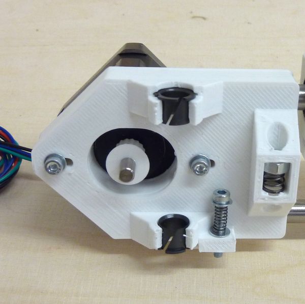 600px-RRPTricolourZadjusterassembly.JPG